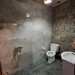 капсъзовата къща بيت للعطل