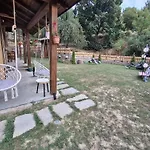 капсъзовата къща بيت للعطل *