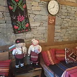 بيت للعطل капсъзовата къща *