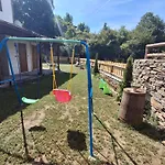 بيت للعطل капсъзовата къща *