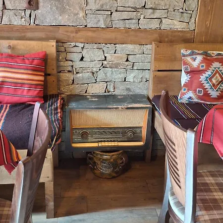 капсъзовата къща * לשטן