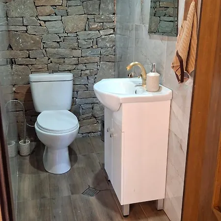 капсъзовата къща * Leshten