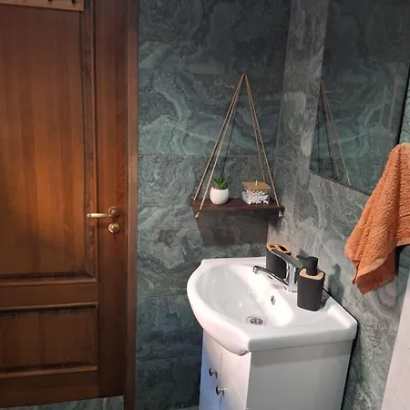 капсъзовата къща Casa de Férias Leshten