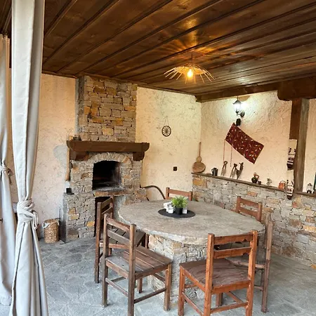 Ferienhaus капсъзовата къща Leshten