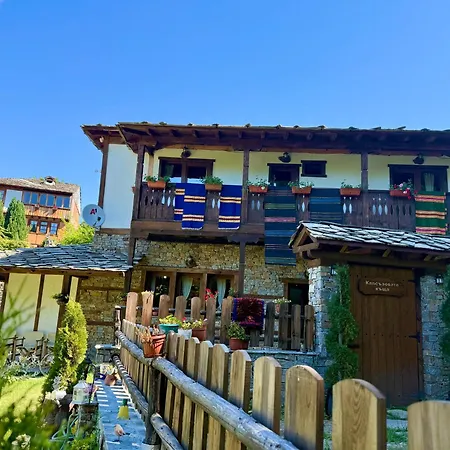 капсъзовата къща Nyaraló *