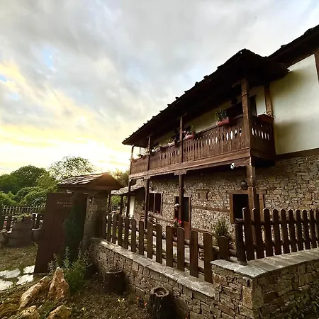 Ferienhaus капсъзовата къща Leshten