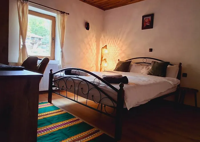 капсъзовата къща * Leshten